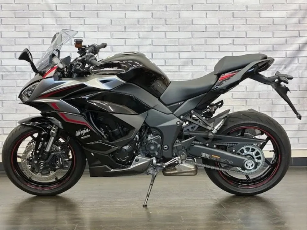 Kawasaki NINJA1000SX 2024, чёрный, серебристый, фото 2