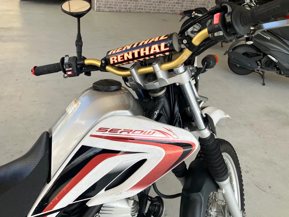 Yamaha Serow 250, белый, серебристый, фото 5