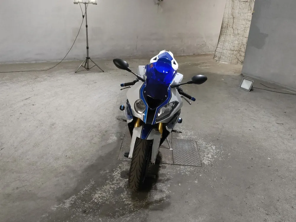 BMW HP4 2014, white / blue, фото 3