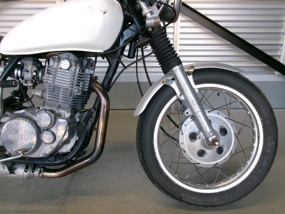 Yamaha SR400 2000, белый, фото 7