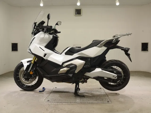 Honda X-ADV750 2024, белый, фото 2