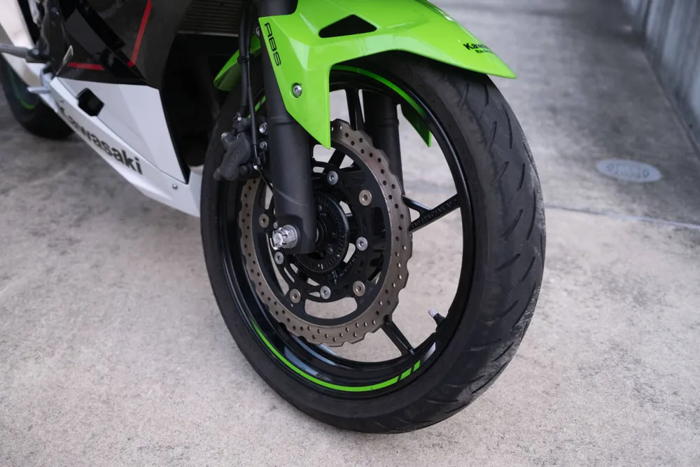 Kawasaki Ninja 400 2022, фото 8