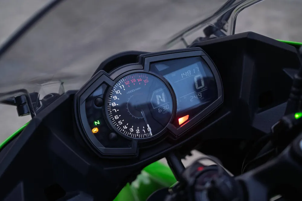 Kawasaki Ninja 400 2022, фото 7