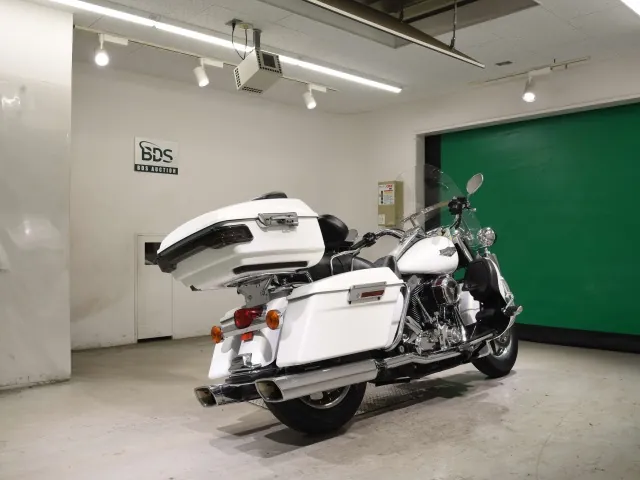 Harley-Davidson FLHR1580 2007, белый, фото 5