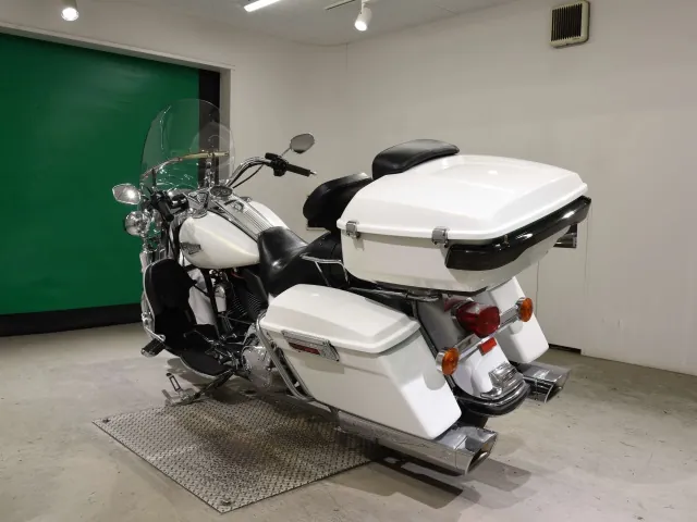 Harley-Davidson FLHR1580 2007, белый, фото 6