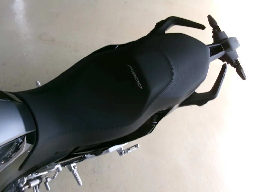 BMW F900R TOURING 2026, чёрный, фото 10