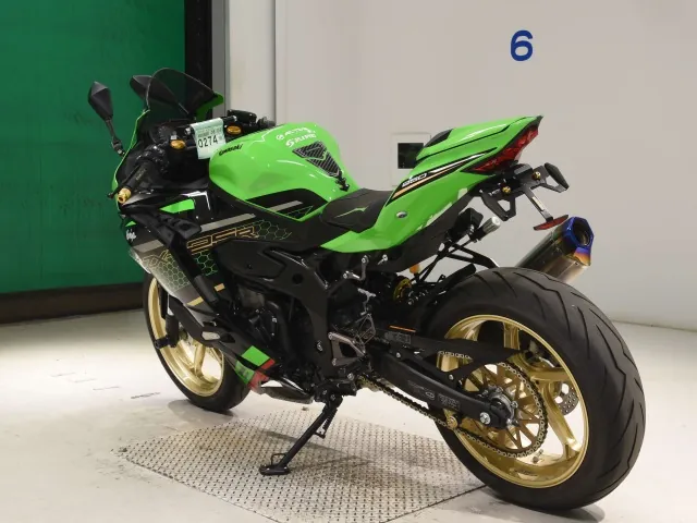 Kawasaki Ninja ZX-25R, black | green, фото 6