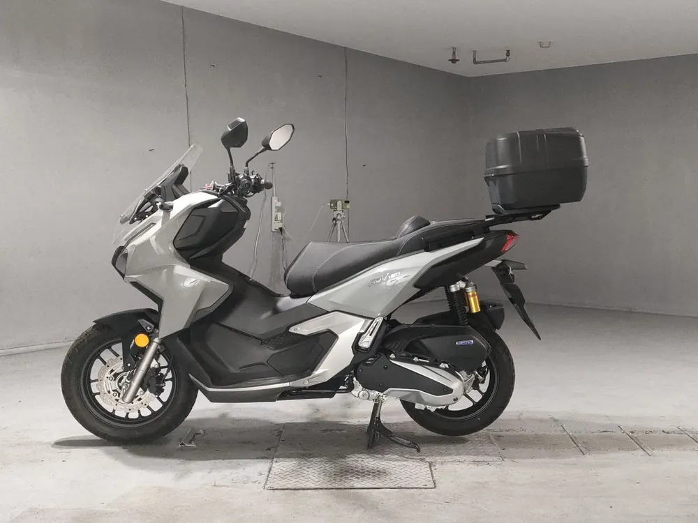 Honda ADV160 2025, серый, фото 2
