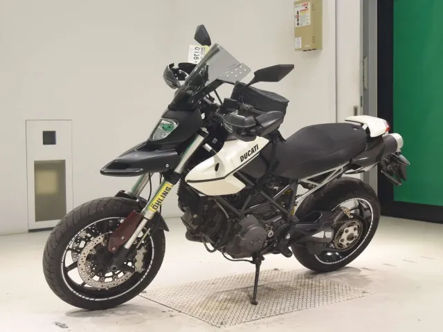 Ducati Hypermotard 796 2011, белый, фото 4