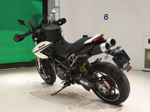 Ducati Hypermotard 796 2011, белый, фото 6