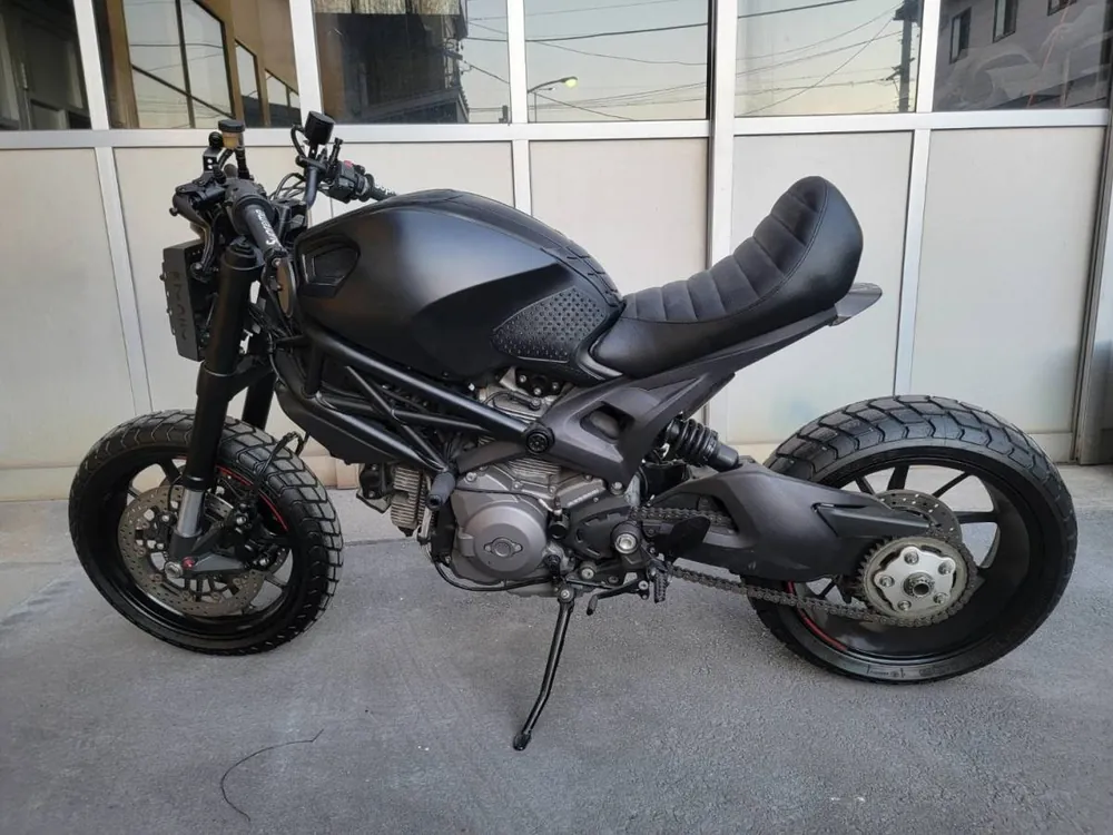 Ducati Monster 821 2011, фото 2