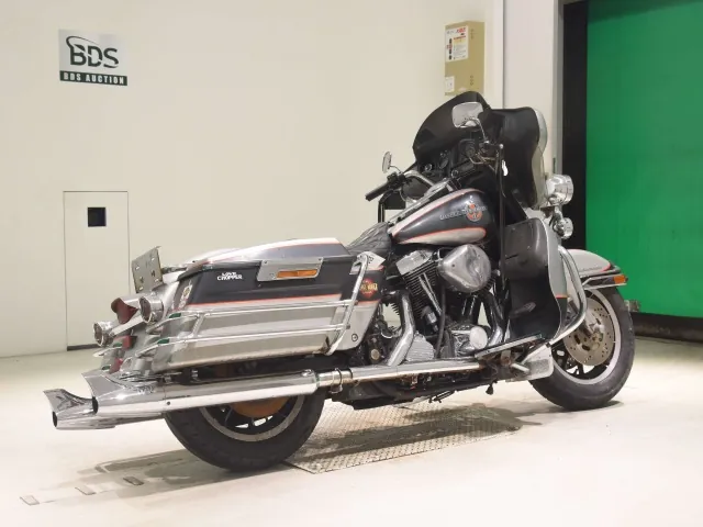 Harley-Davidson FLHTCU1340 1993, серебристый, фото 5