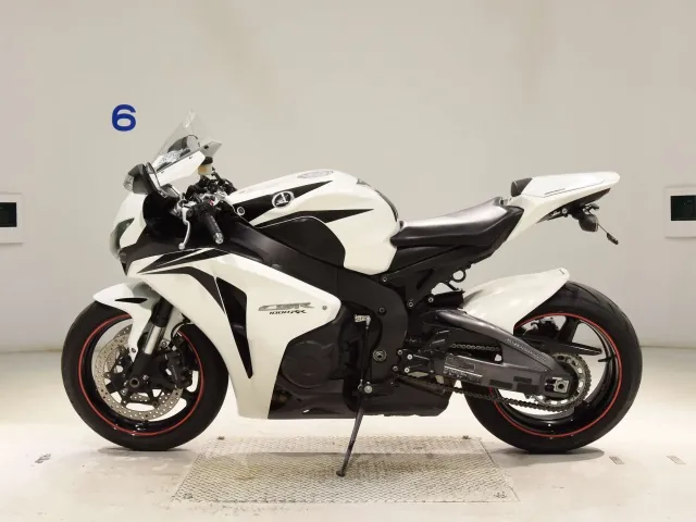 Honda CBR1000RR 2009, white | black, фото 2