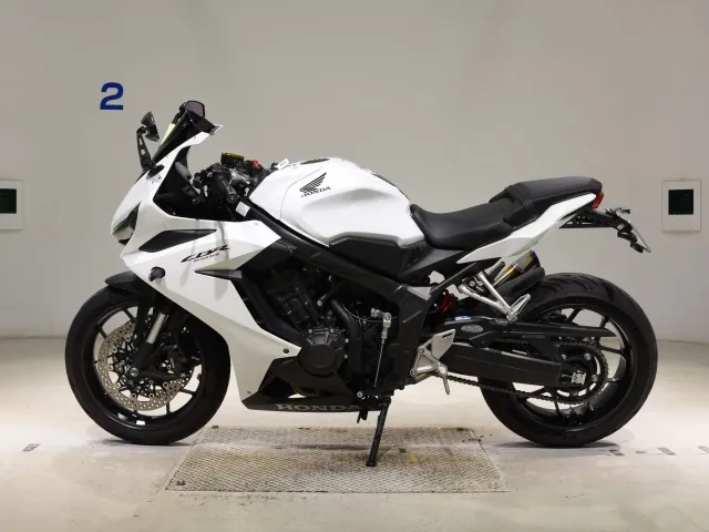 Honda CBR650R 2023, белый, фото 2