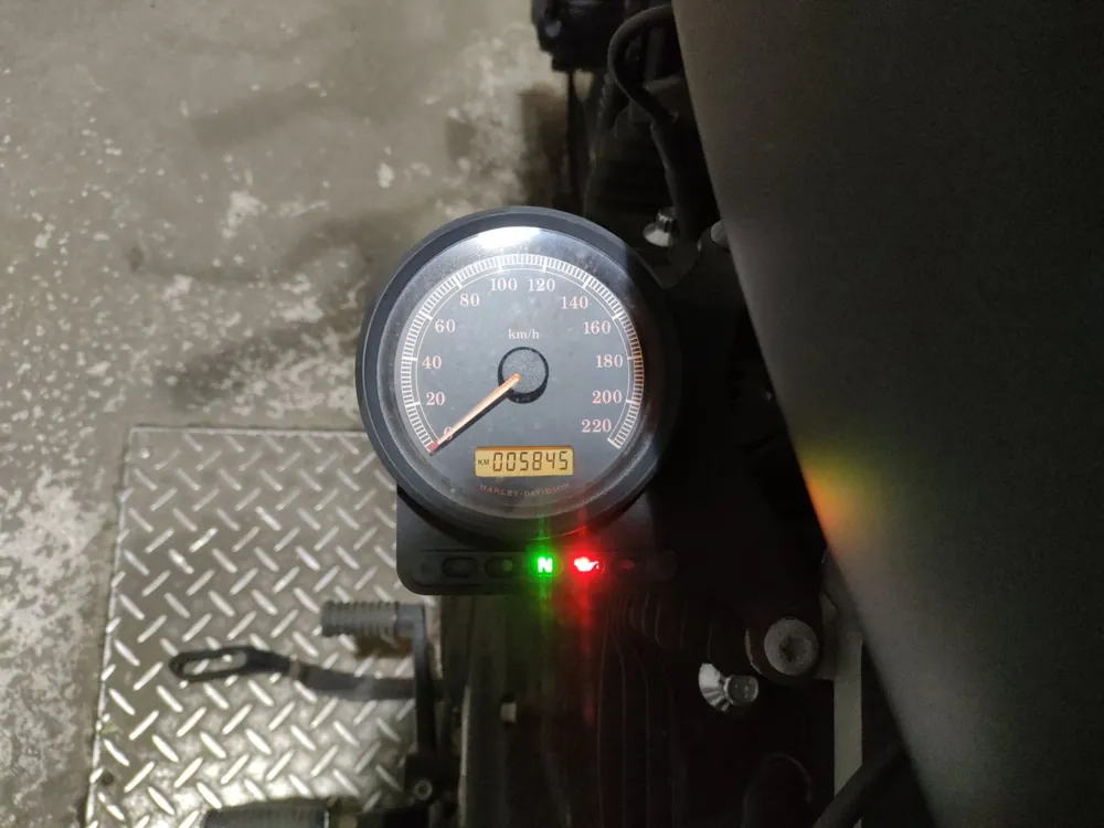 Harley-Davidson XL883N 2010, чёрный, фото 5