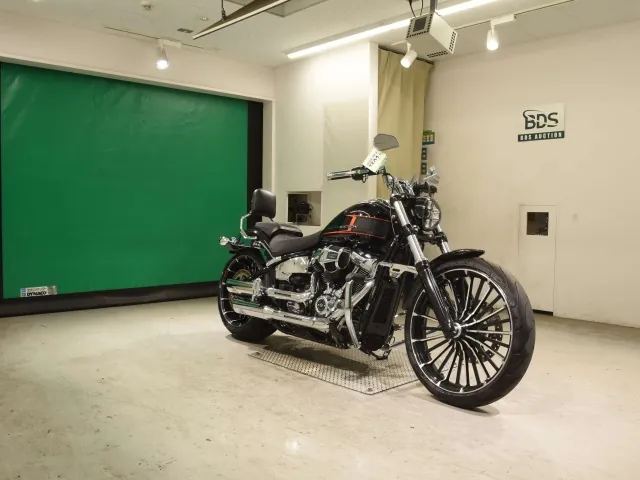 Harley-Davidson FXBR1920 2025, чёрный, фото 3