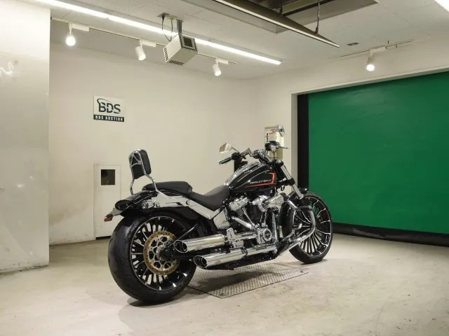 Harley-Davidson FXBR1920 2025, чёрный, фото 5