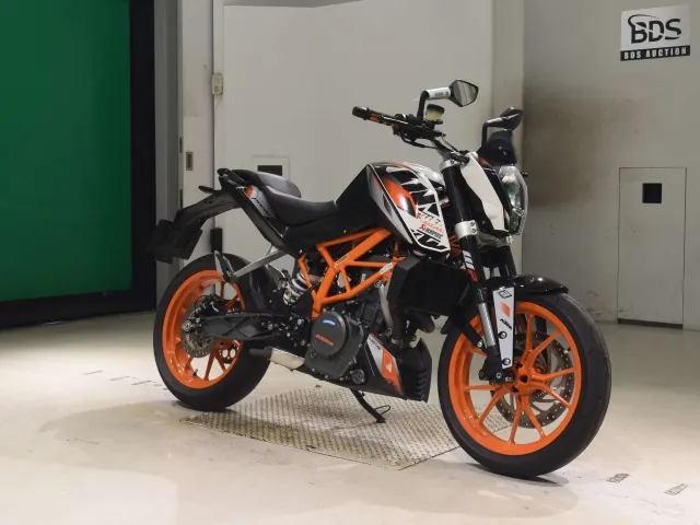 KTM 390 Duke 2018, white | black, фото 3