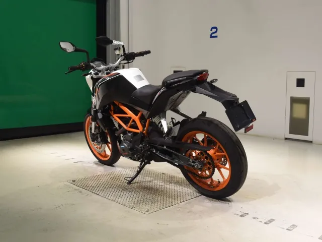 KTM 390 Duke 2018, white | black, фото 6
