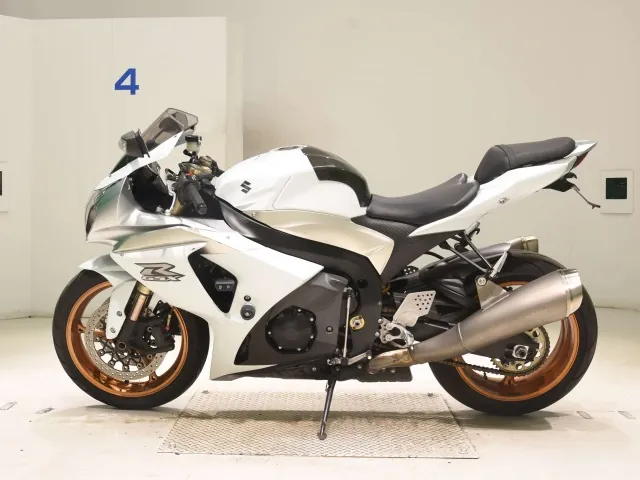 Suzuki GSX-R1000 2009, white | silver, фото 2