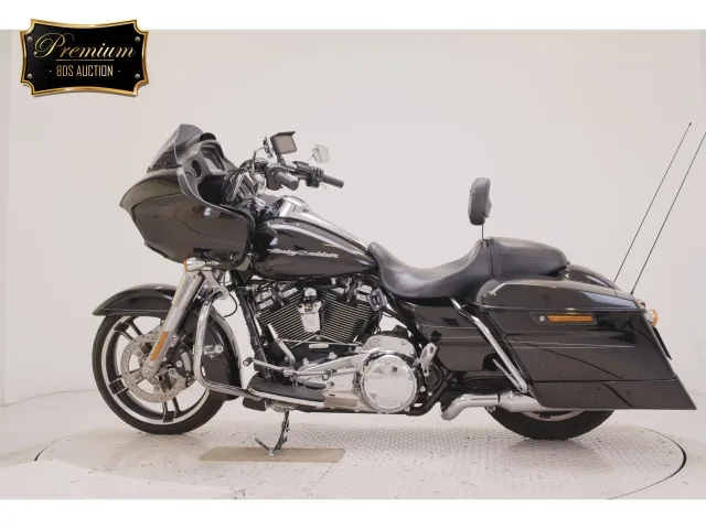 Harley-Davidson FLTRX1750 2017, чёрный, фото 2