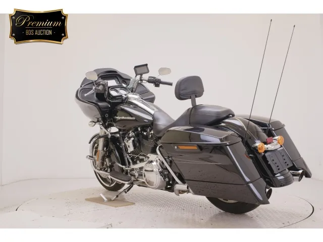 Harley-Davidson FLTRX1750 2017, чёрный, фото 6