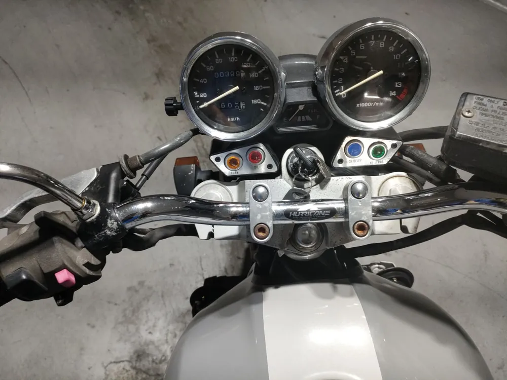 Yamaha XJR400R 1995, серый, фото 5