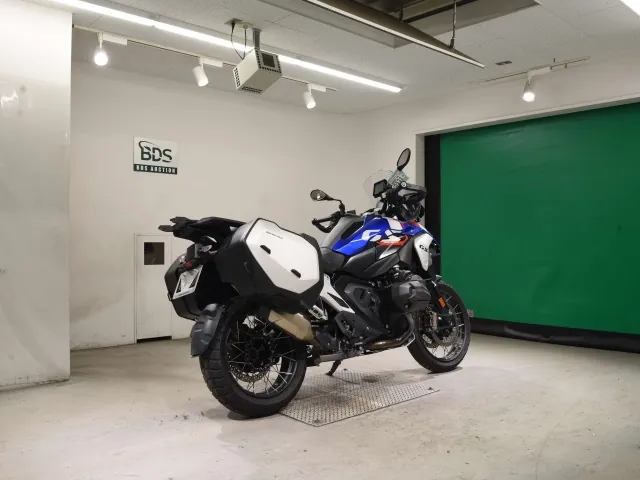 BMW R1300GS 2023, синий, фото 5