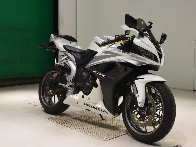 Honda CBR600RR 2008, white | silver, фото 3