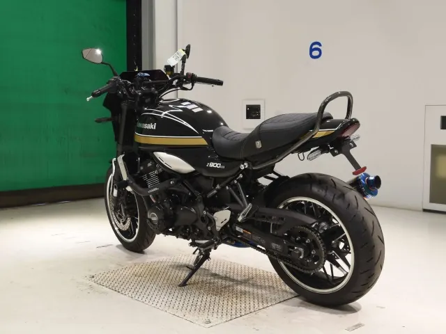 Kawasaki Z900RS 2022, black | gold, фото 6