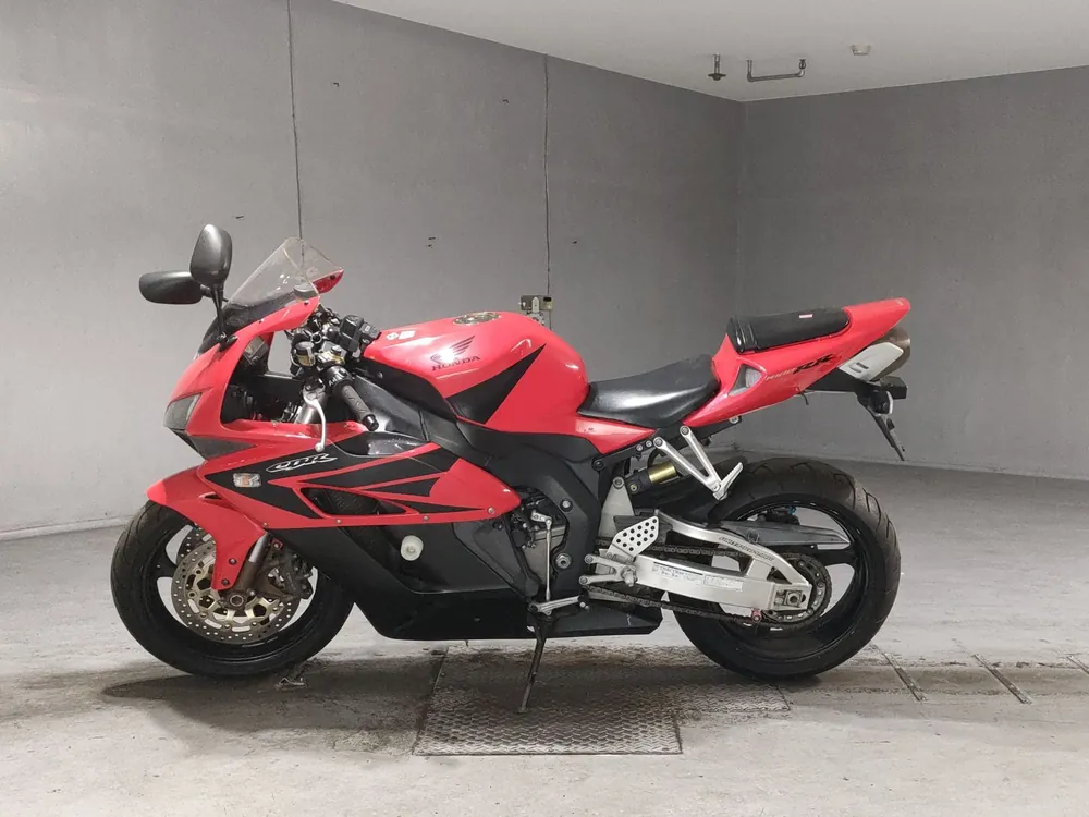 Honda CBR1000RR 2004, black/red, фото 2