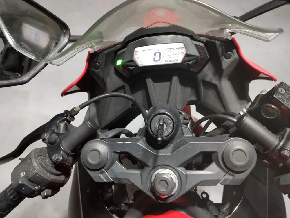 Kawasaki Ninja 250SL, black/red, фото 5