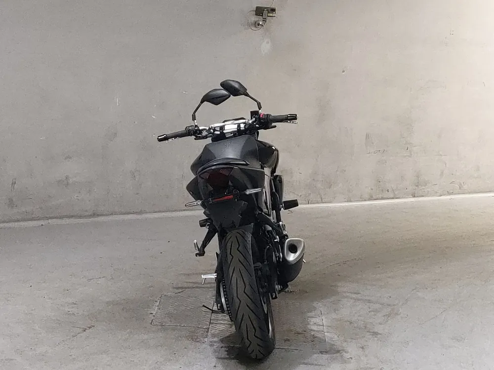 Yamaha MT-03 2021, чёрный, фото 4