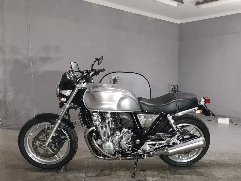 Honda CB1100F 2011, серебристый, фото 2