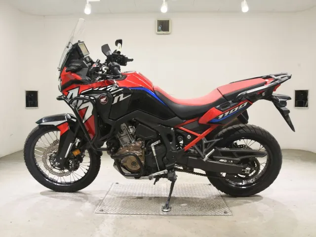 Honda CRF1100L 2025, red | black, фото 2