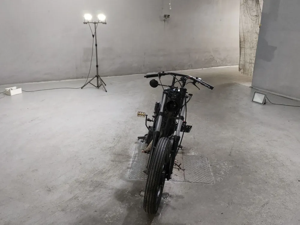 Yamaha SR400 1998, чёрный, фото 3
