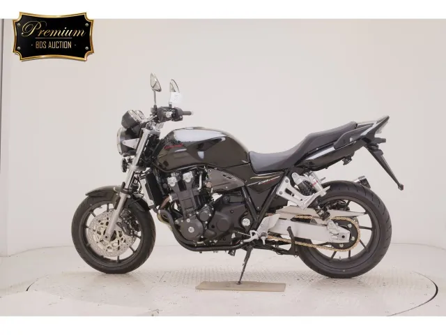 Honda CB1300 2026, black | gunmetal, фото 2