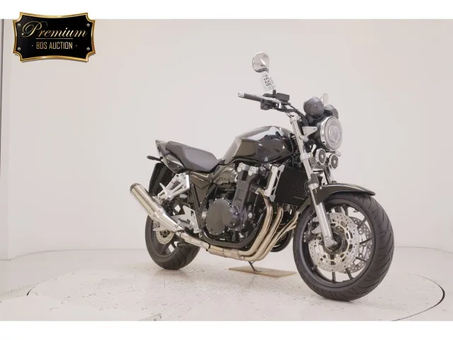 Honda CB1300 2026, black | gunmetal, фото 3
