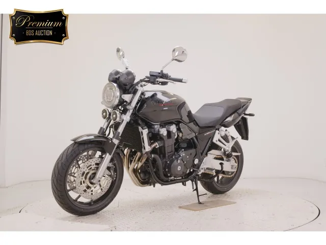 Honda CB1300 2026, black | gunmetal, фото 4