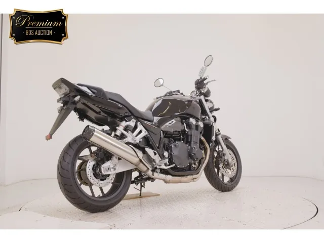 Honda CB1300 2026, black | gunmetal, фото 5