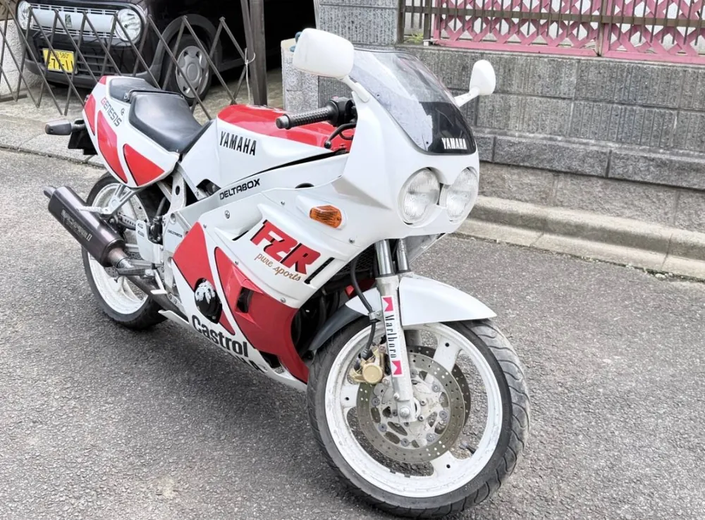 Yamaha FZR400 1986, фото 3