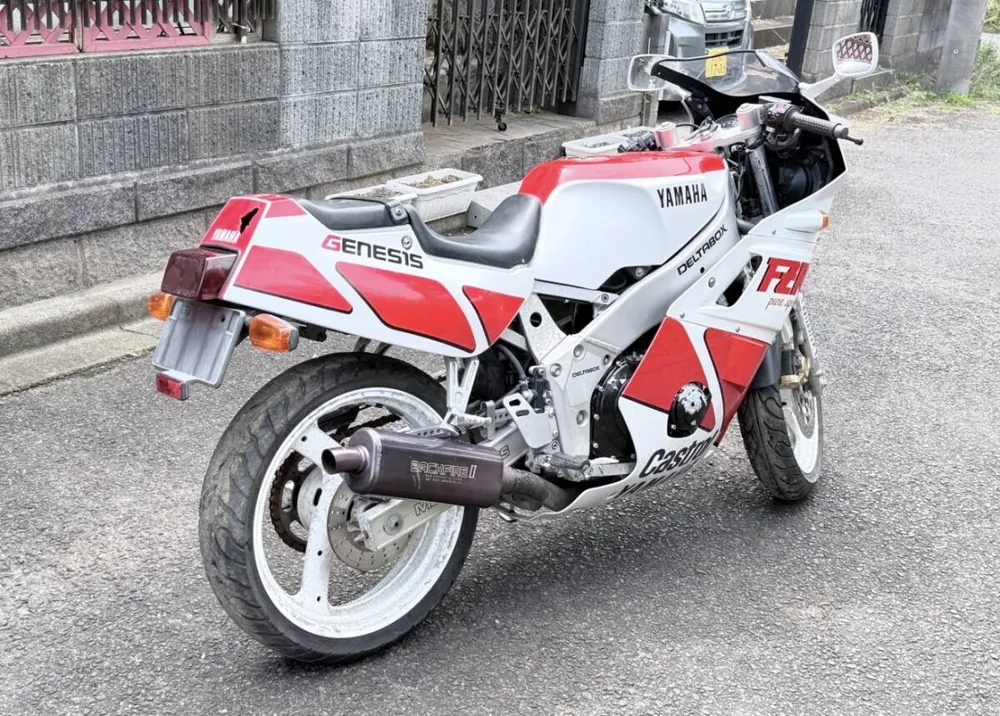 Yamaha FZR400 1986, фото 4