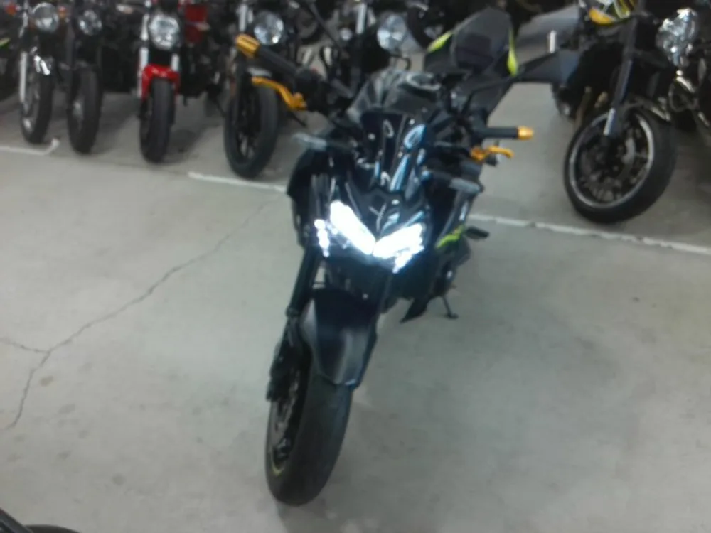 Kawasaki Z900-2 2026, mat black, фото 4