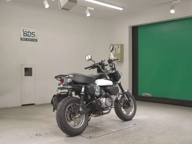 Honda Monkey 125, белый, чёрный, фото 5