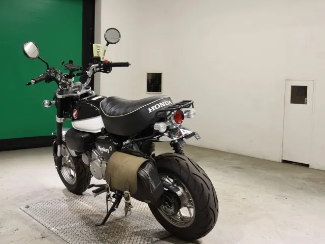 Honda Monkey 125, белый, чёрный, фото 6