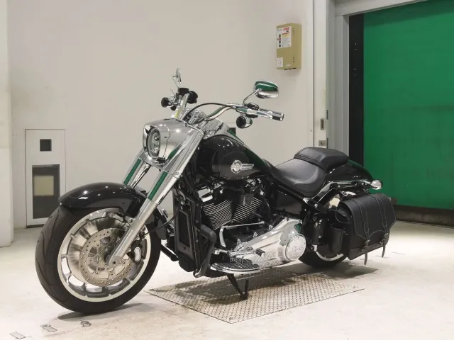 Harley-Davidson FLFBS1870 2022, чёрный, фото 4