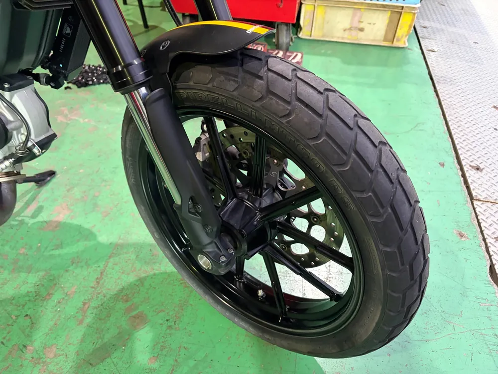 Ducati Scrambler Icon 2016, чёрный, жёлтый, фото 6