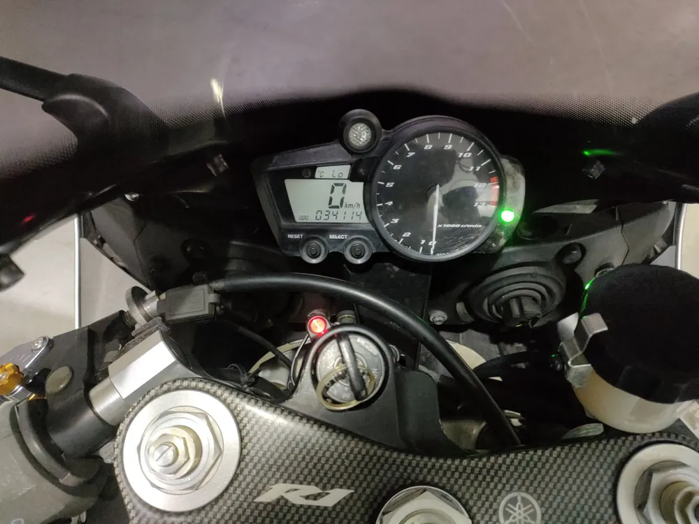 Yamaha YZF-R1 2002, серебристый, фото 5