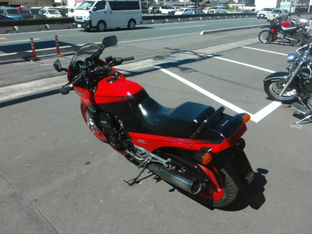 Kawasaki GPZ900R Ninja 1995, black/red, фото 2