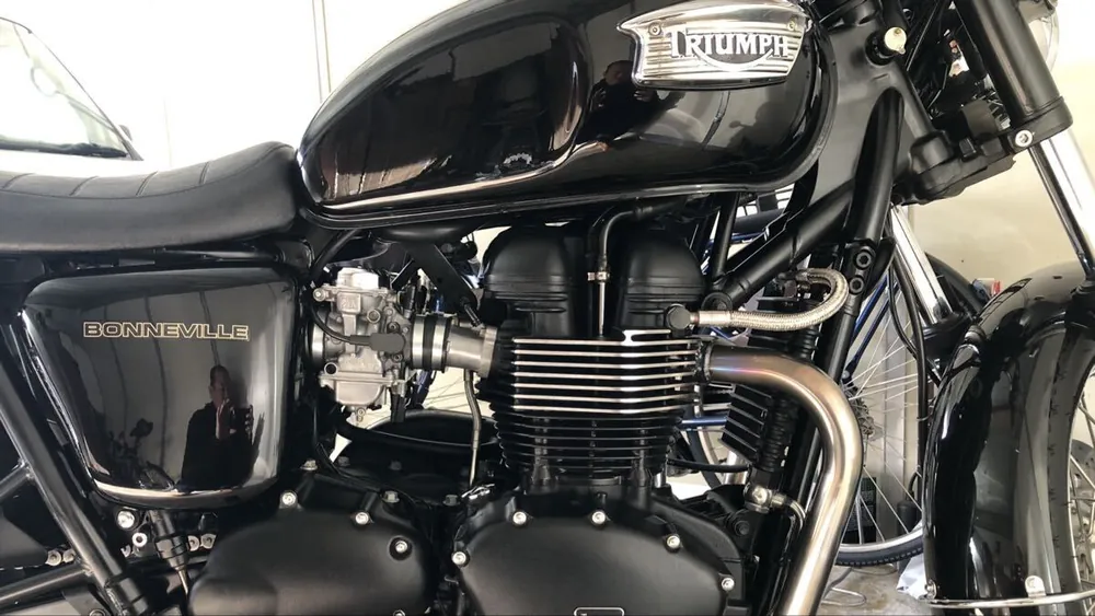 Triumph Bonneville T100 2005, фото 7